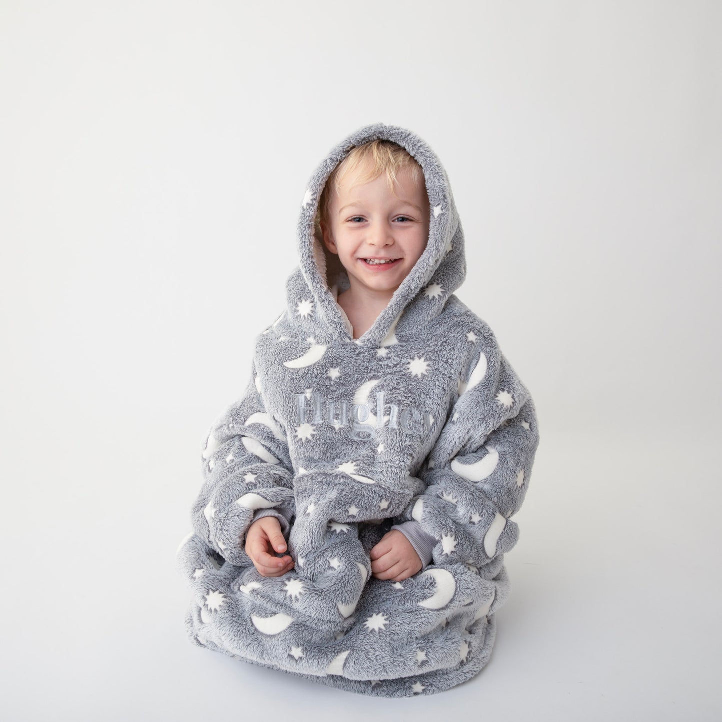 Moving Glow In The Dark Embroidered Kids Hooded Blanket